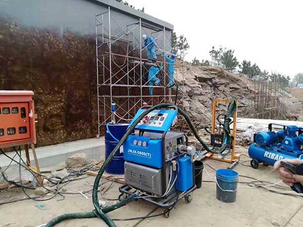 JNJX-H5600(T)型聚脲噴涂機設備